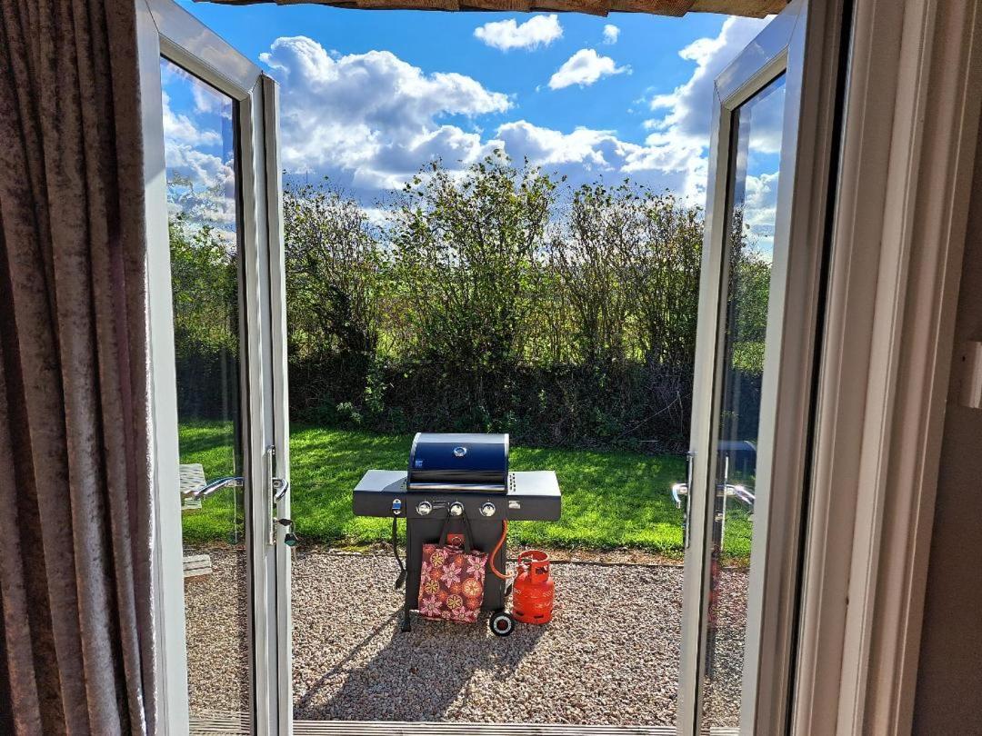 Hawk's View Tipi At Higher Hawksland Farm * Saint Issey